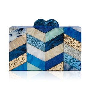 Stay in summer mood forever with this clutch purse. Swim into summer with this brilliantly designed clutch purse. Elizabeth Sutton